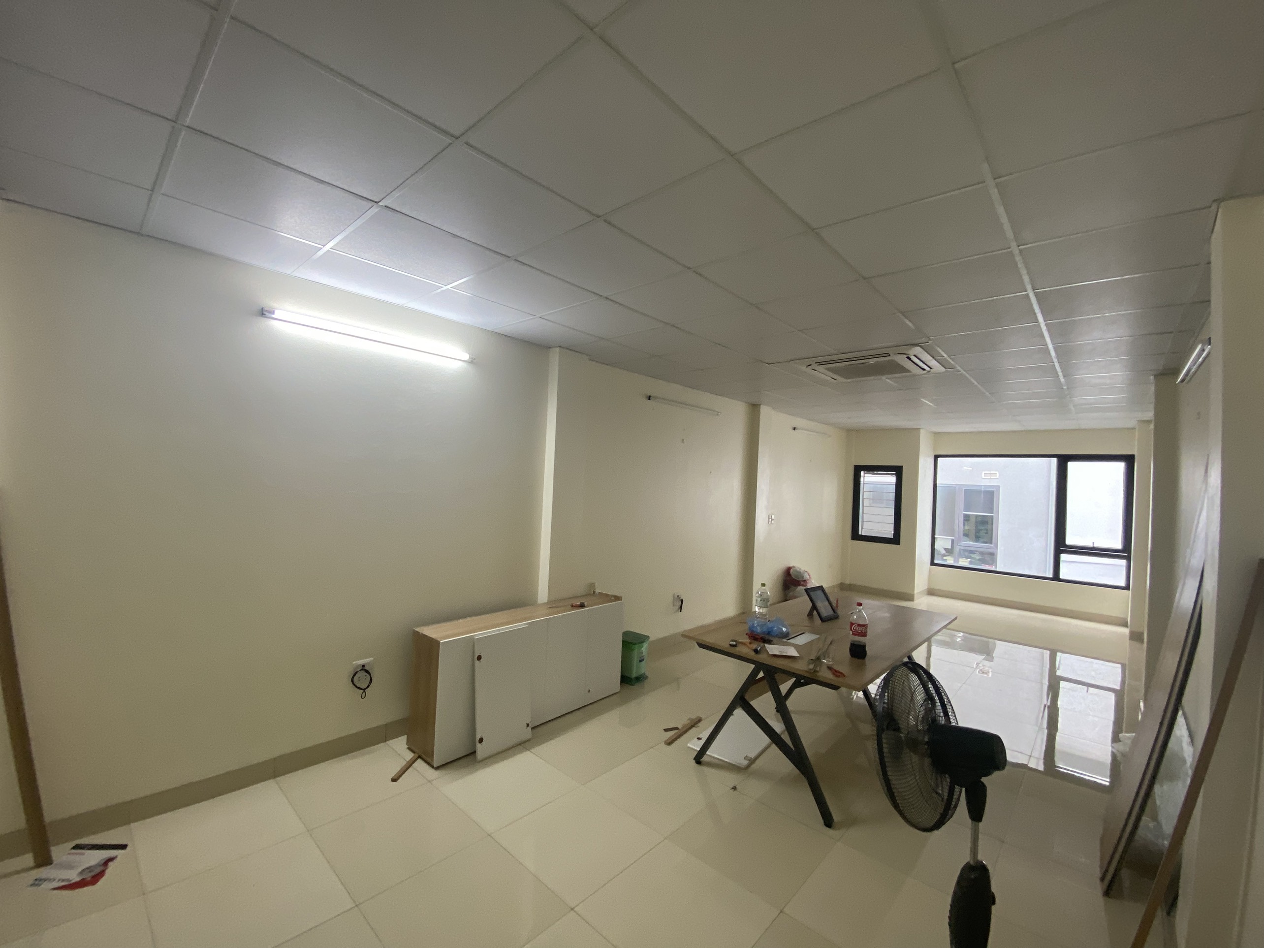 Cho thuê văn phòng mới đẹp tại Đồng Me. Diện tích 65m2 giá 7 triệu/tháng